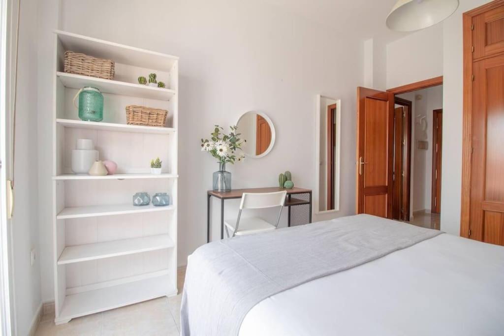 Апартаменты Aceite Duplex En El Centro Historico De Малага Экстерьер фото