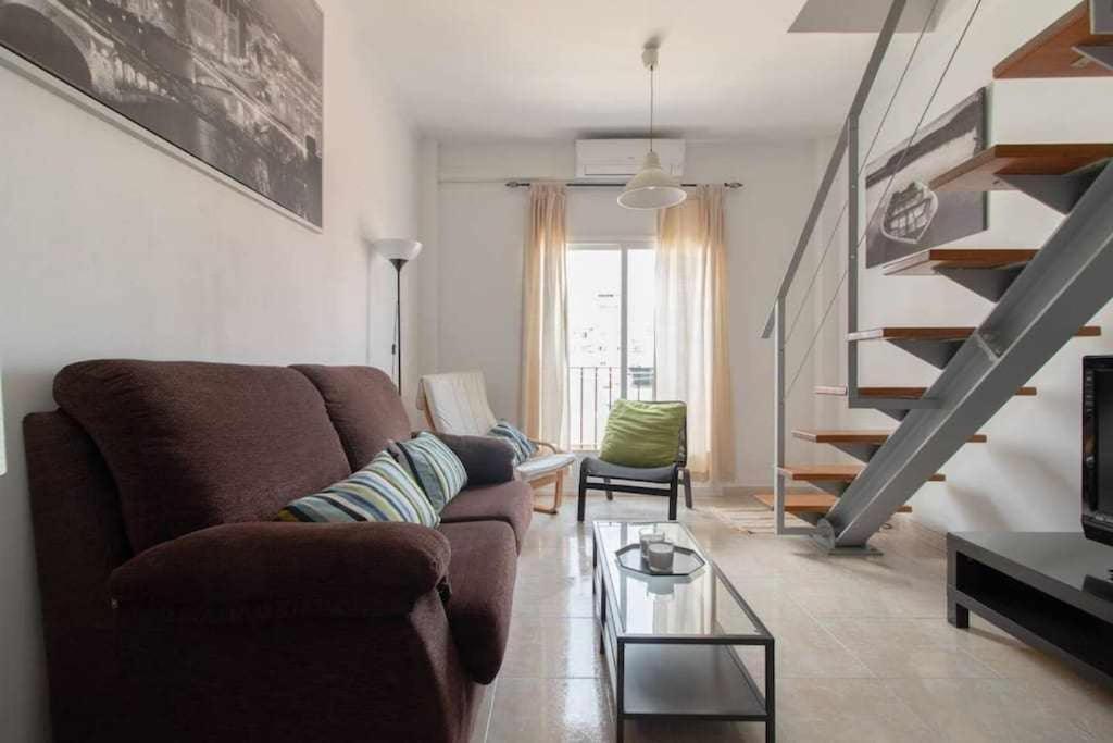 Апартаменты Aceite Duplex En El Centro Historico De Малага Экстерьер фото